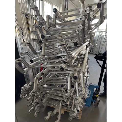 HASZNÁLT CAGSAN PROFI gurulóállvány Protube SN (180)-Munkamagasság: 6,4m